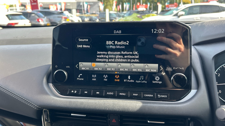 Nissan Qashqai 1.3 DiG-T MH N-Connecta 5dr Petrol Hatchback